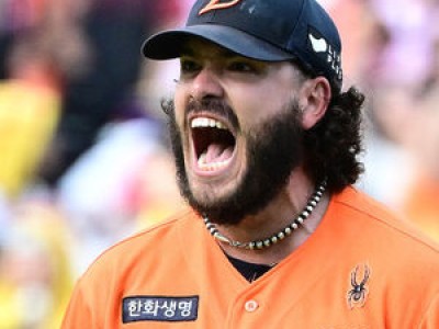 KBO 출신 선수 4명 메이저리그 계약 성공