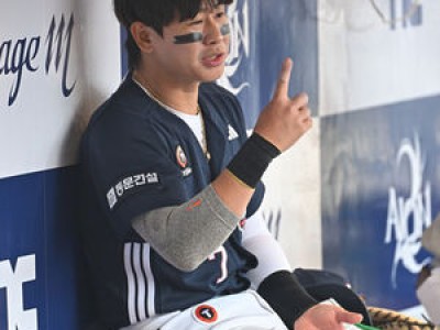 박찬호 14이닝 무득점 기록 깨기 위해 선수단 소집