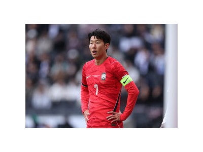 손흥민 뛰어도 오스트리아 수비에 막혀 한국 팬들 실망