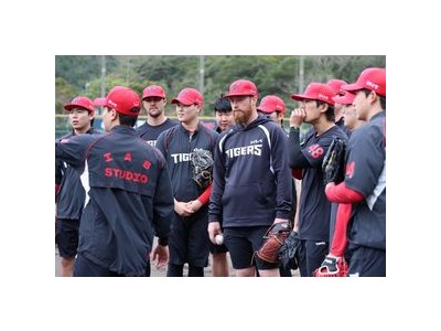 MLB 팀 1군 엔트리 투수 수 줄이기로 결정