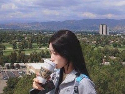 최준희 스타벅스 인증샷 논란 해명하며 아쉬움 토로